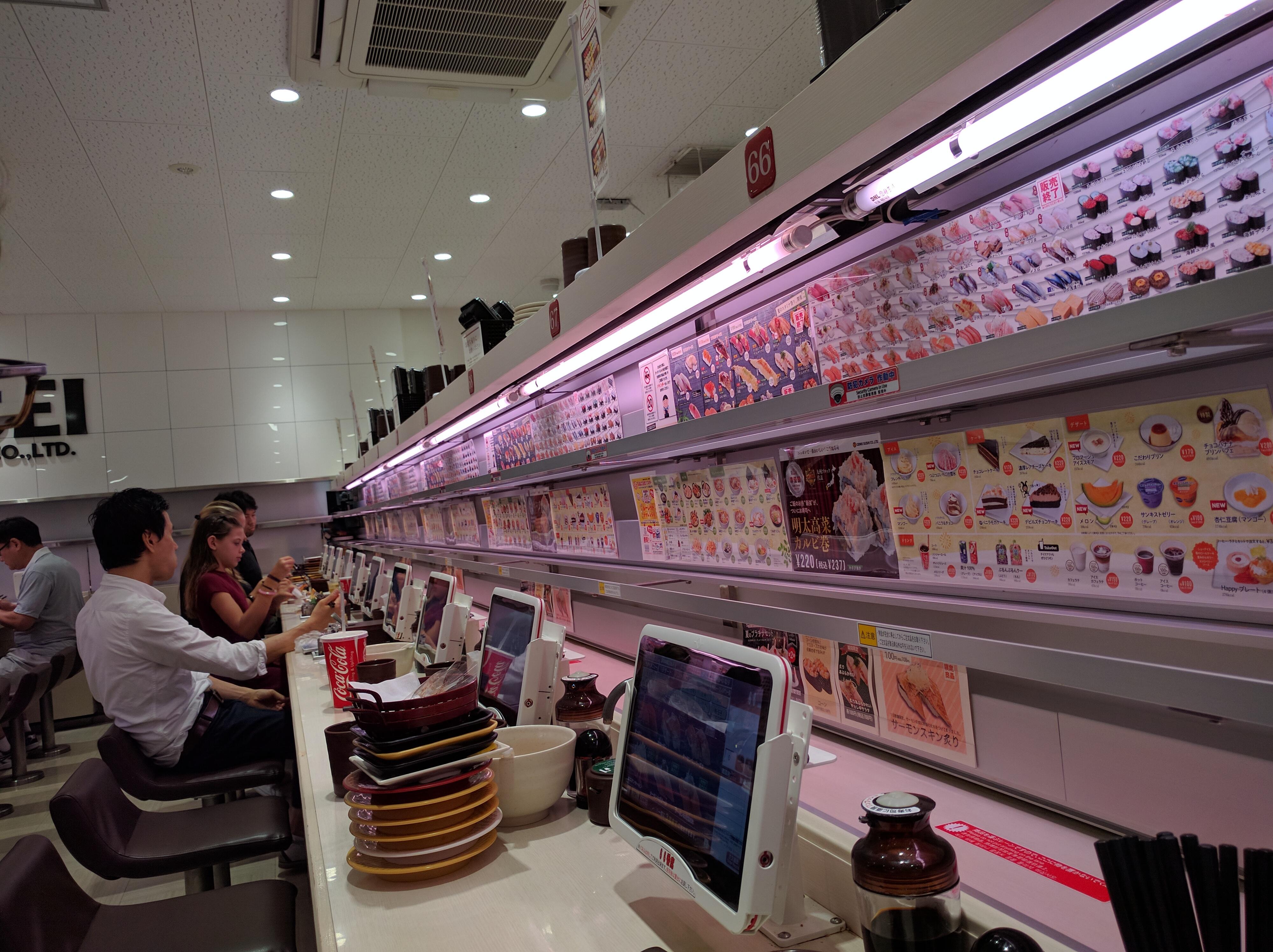 conveyor belt sushi